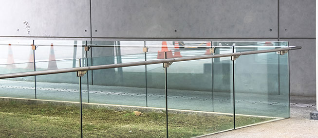 Glass Gaurds and Handrails